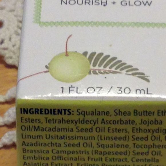 Rejuvenating Youth Oil, Amla Glow Skin Care Oil, Bundle of two - Picture 5 of 7